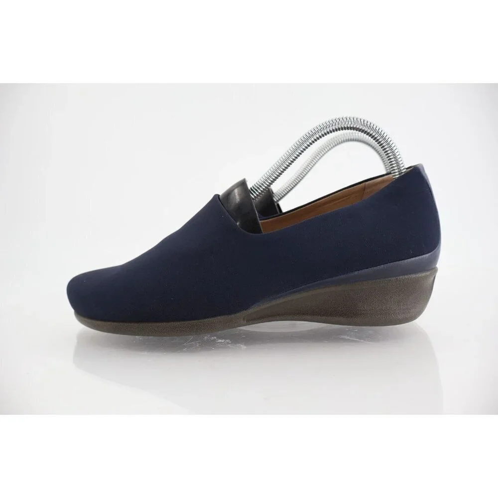 Ecco Women's Abalone Loafer Size 38 7 Low Wedge Slip On Travel Shoe Navy Blue
